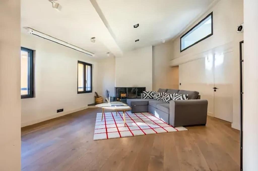 100m2 Dernier Etage - Atypique