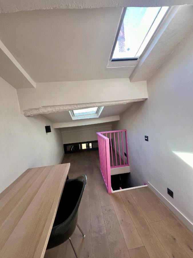 Apartment 100m2 Dernier Etage - Atypique *